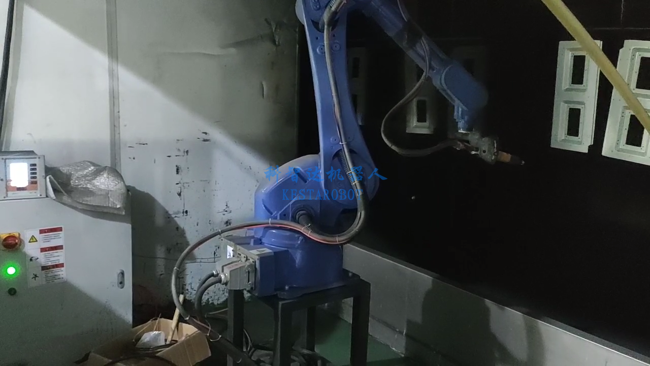 跟蹤噴粉機器人（游戲機左右側(cè)板）(圖2)